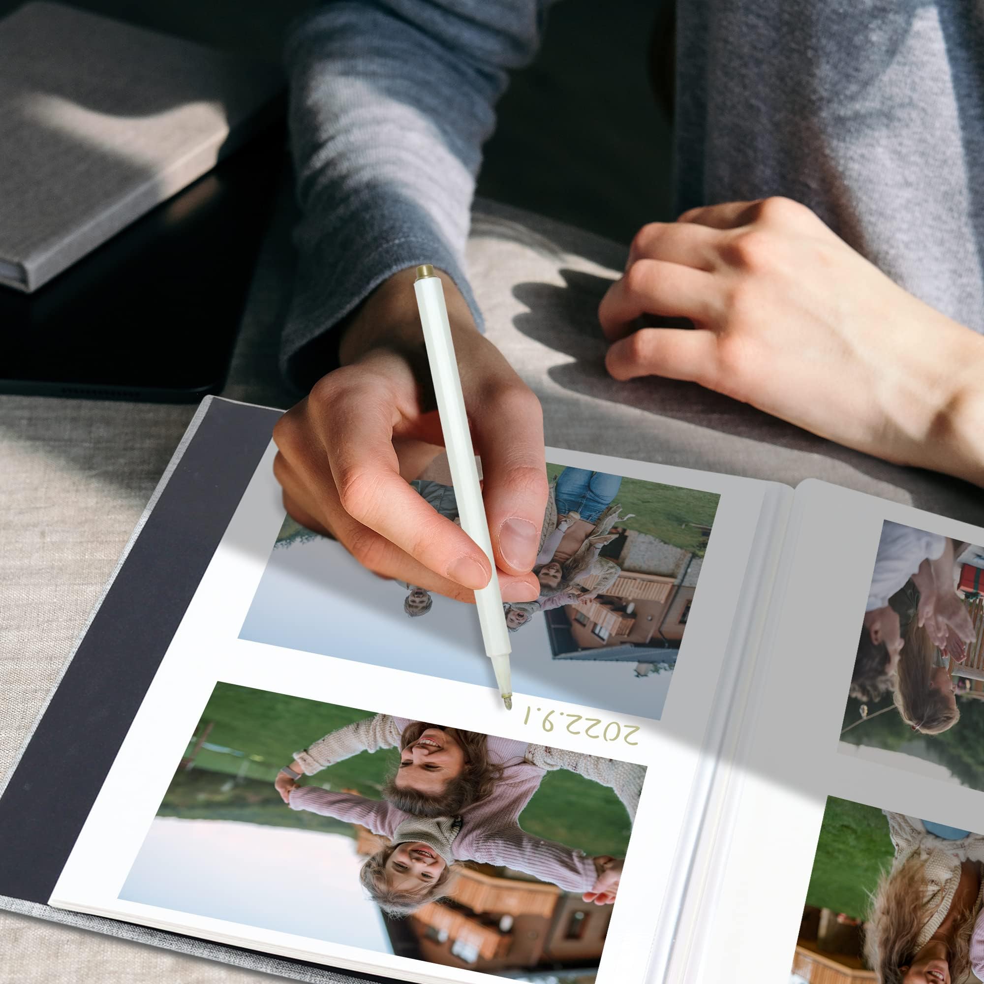 Vienrose Large Adhesive Photo Album Scrapbooking 40 Pages Linen Bound Photo Book DIY Length 28 x Width 27 cm with Metallic Pen