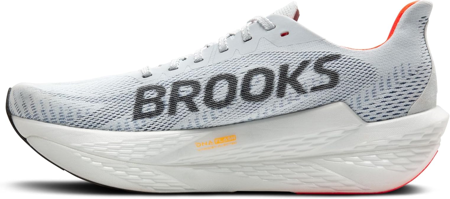 Brooks Women's Hyperion Max 2Sneaker