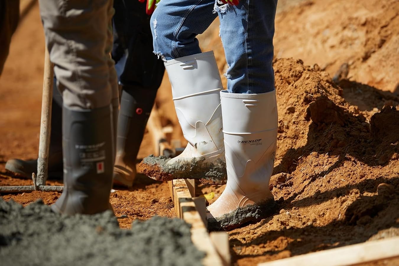 Amazon.com | DUNLOP White PVC Steel Toe - Rubber Boots for Men