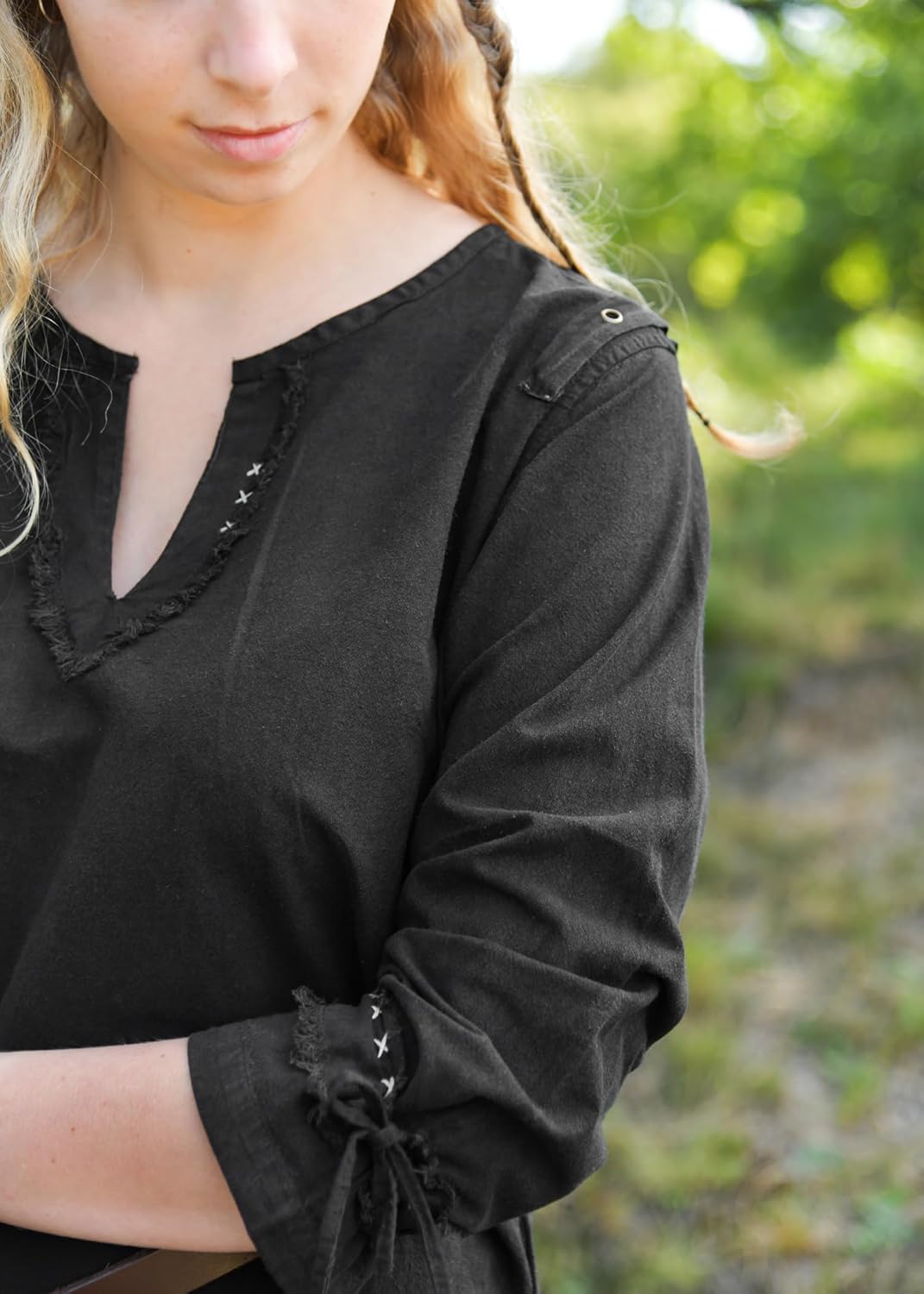 Battle-Merchant Medieval Viking Tunic Yrsa for Women, Cotton Reenactment Shirt in Used Look, Black or Light Brown - Image 7