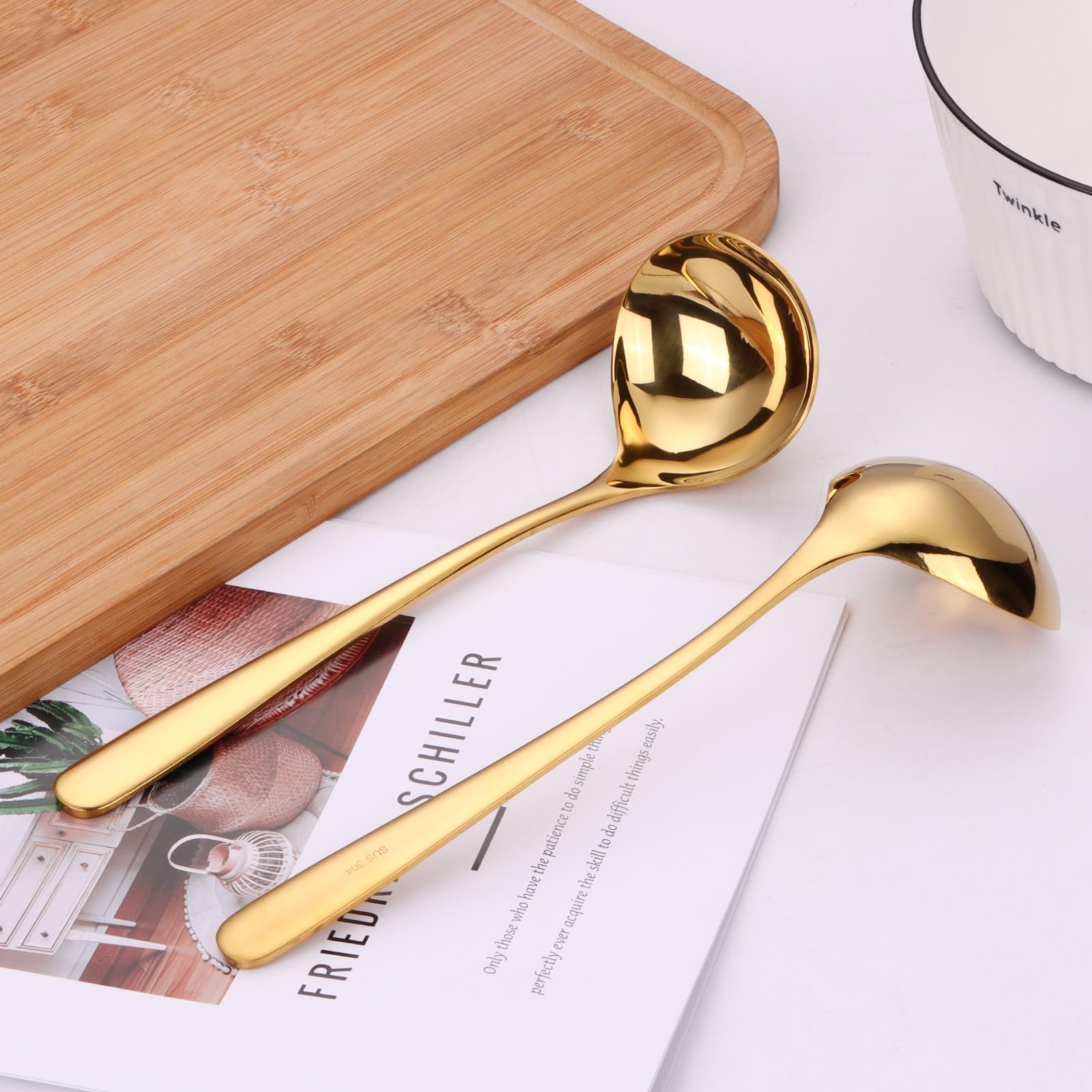Lot de 2 louches à soupe en acier inoxydable doré, petite louche à sauce en métal de 19,1 cm, louche de cuisine pour service à cuillère (doré Lot de 2 louches à soupe en acier inoxydable doré, petite louche à sauce en métal de 19,1 cm, louche de cuisine pour service à cuillère (doré