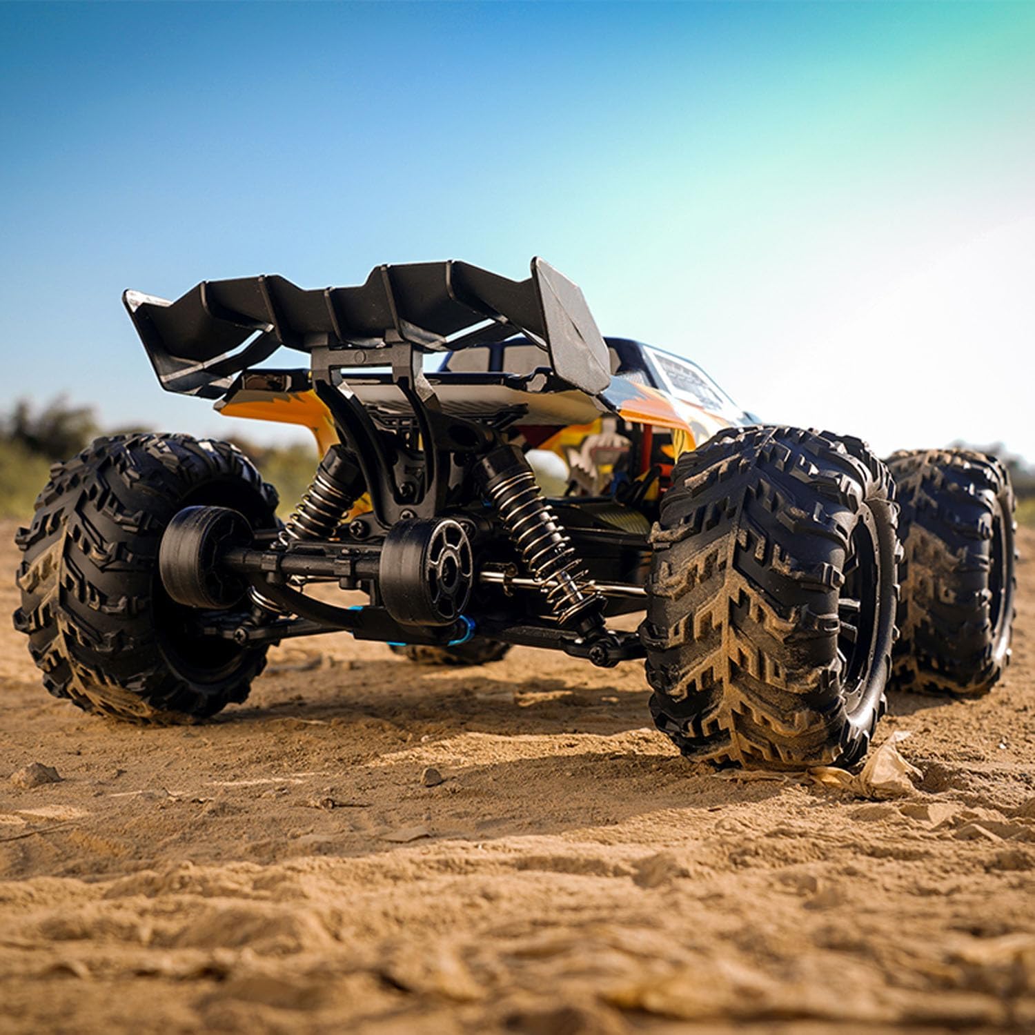 TOUCAN RC HOBBY 1:16 2.4Ghz RC High Speed Off Road Vehicle 70km/h 4 * 4 Remote Pickup Truck RTR Car Metal Drive Shaft Brushless Motor Battery for Adult
