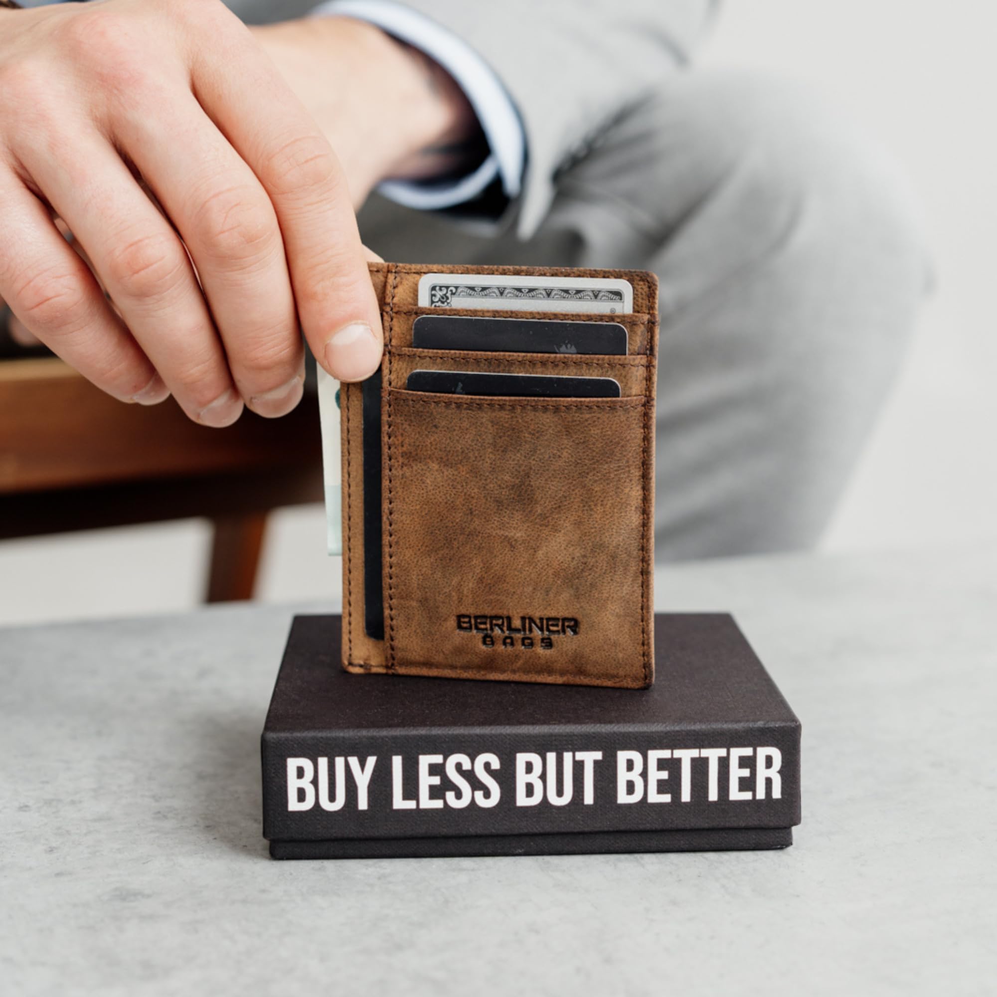 Berliner Bags Vintage Genuine Leather Slim Wallet for Men Karl, RFID Blocking Card Holder with ID window, Front Pocket Wallets, Card Case for Men and Women - Brown