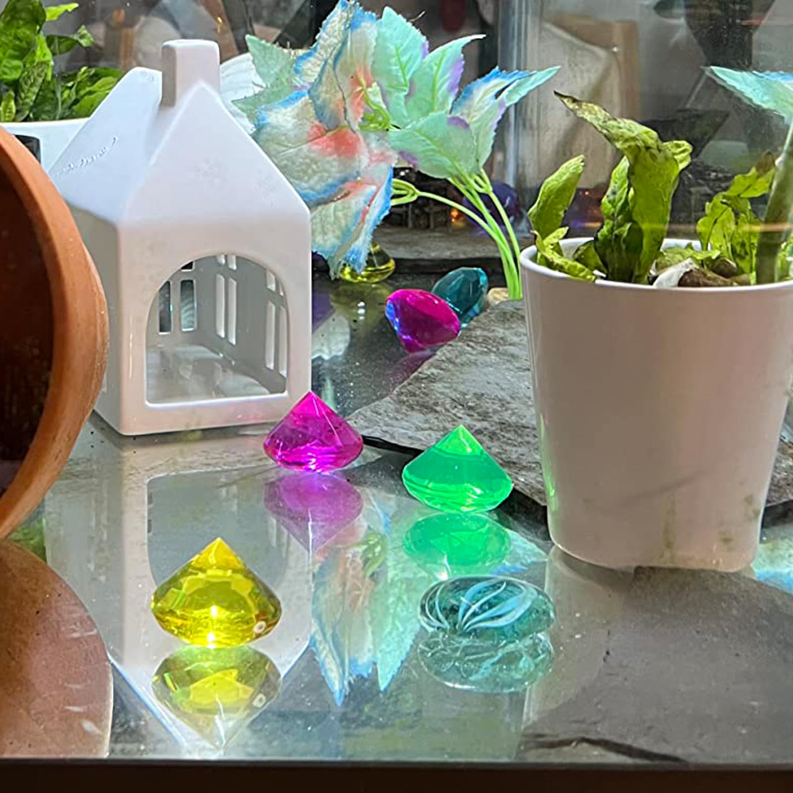 Gemme Acriliche O Gemme Di Plastica Per Decorare Immagine Stock