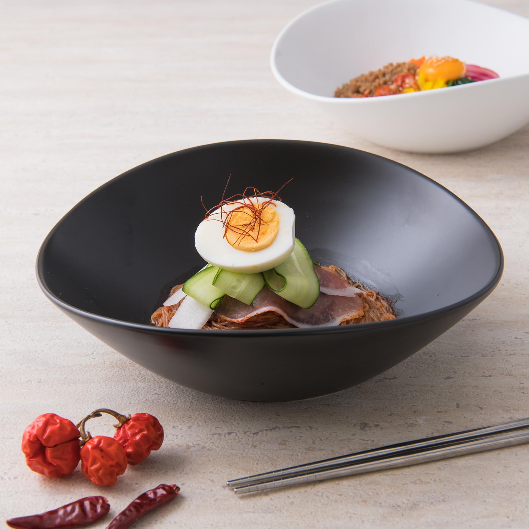 Amazon.co.jp: 25cm楕円ボウルL/ブラック【1300cc/黒い食器