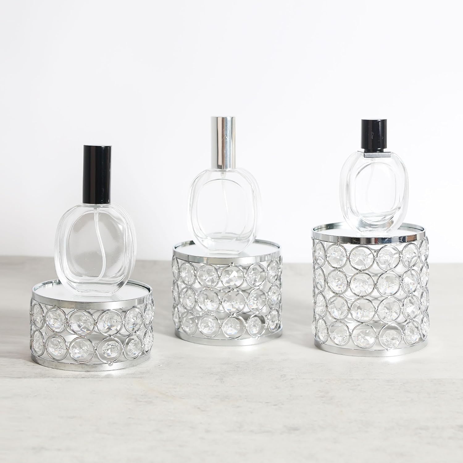 Feyarl 3 Pcs Crystal Display Stands Round Mirrored Risers Decorative Jewelry Perfume Stand Cupcake Figurine Collectible Display Holder for Vanity Table Wedding Home Décor (Silver)