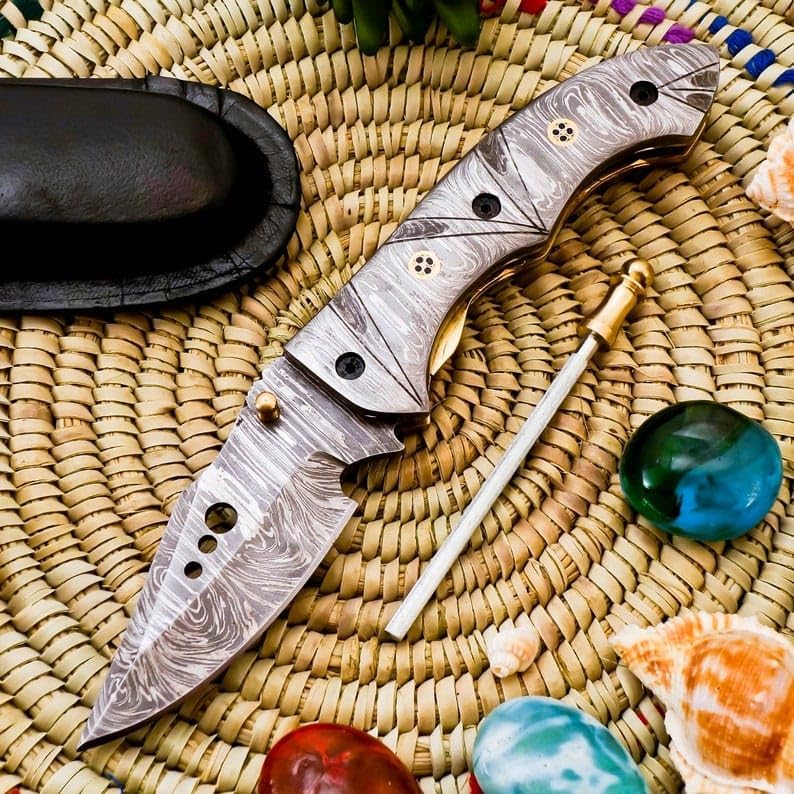 Custom Handmade Damascus Folding Pocket Knife, 512 Layers Damascus Steel, Groomsmen Knives, Christmas Gift, Birthday Gift for Him