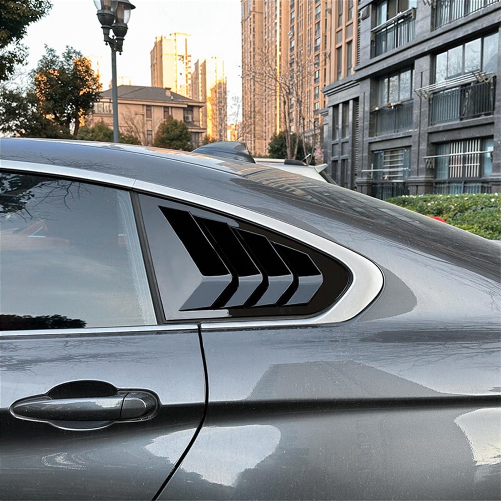 Pasuje do BMW serii 4 F36 2014-2020 Tylna szyba boczna kratka wentylacyjna żaluzja osłona żaluzji naklejka ozdobna akcesoria samochodowe(Glossy Black)