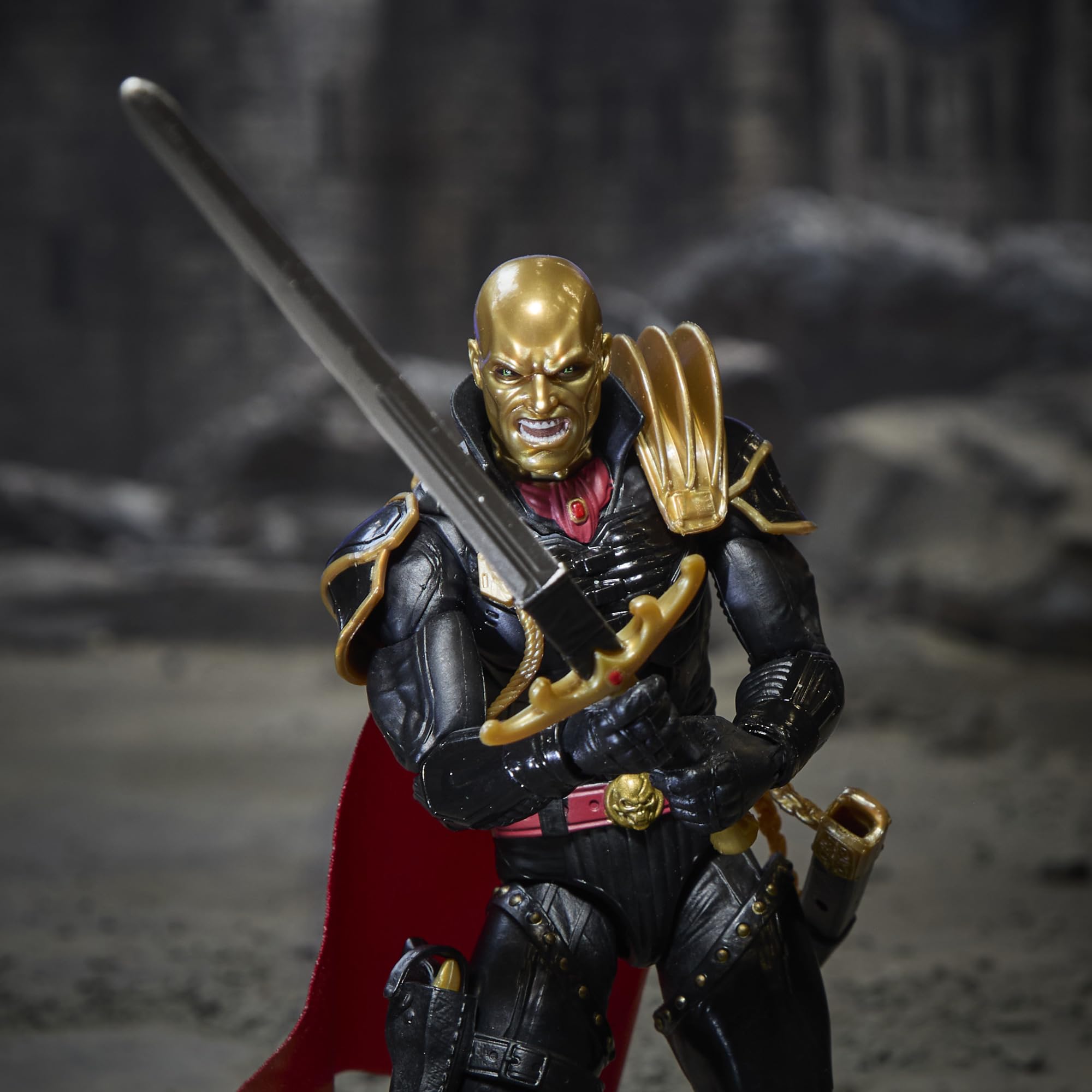 Destro i pojazd Despoiler oddziału Iron Grenadiers z kolekcji G.I. Joe Classified Series, nr 203, zestaw z 15-centymetrową figurką kolekcjonerską i modelem pojazdu