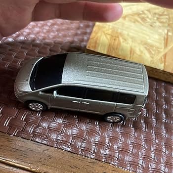 Amazon | ディーラー特注品 ミニカー デリカD5 1/64 非売品