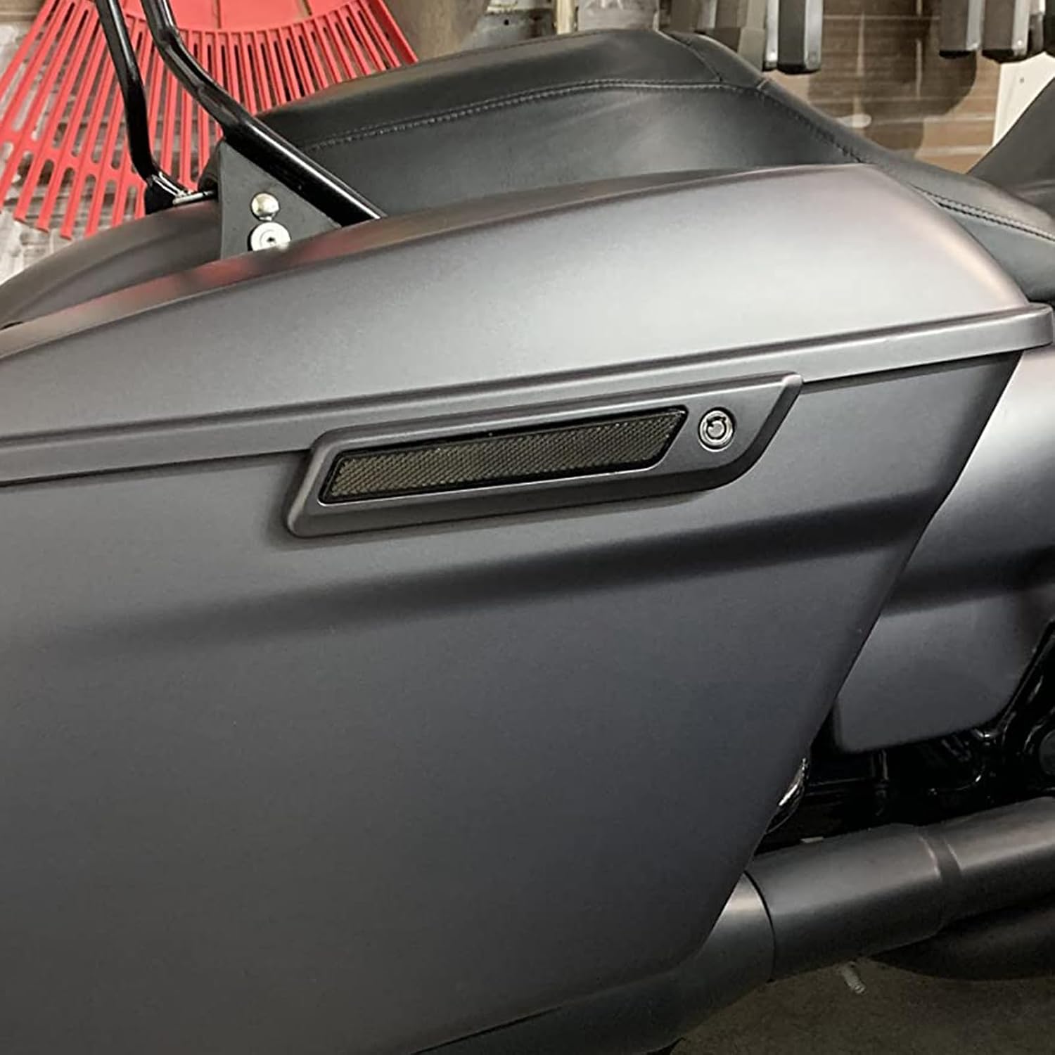 Motorcycle Saddlebag Reflector Inserts Fit for Harley Touring Street Glide Electra Glide Road Glide Road King Ultra Limited 2014-2025 Smoke