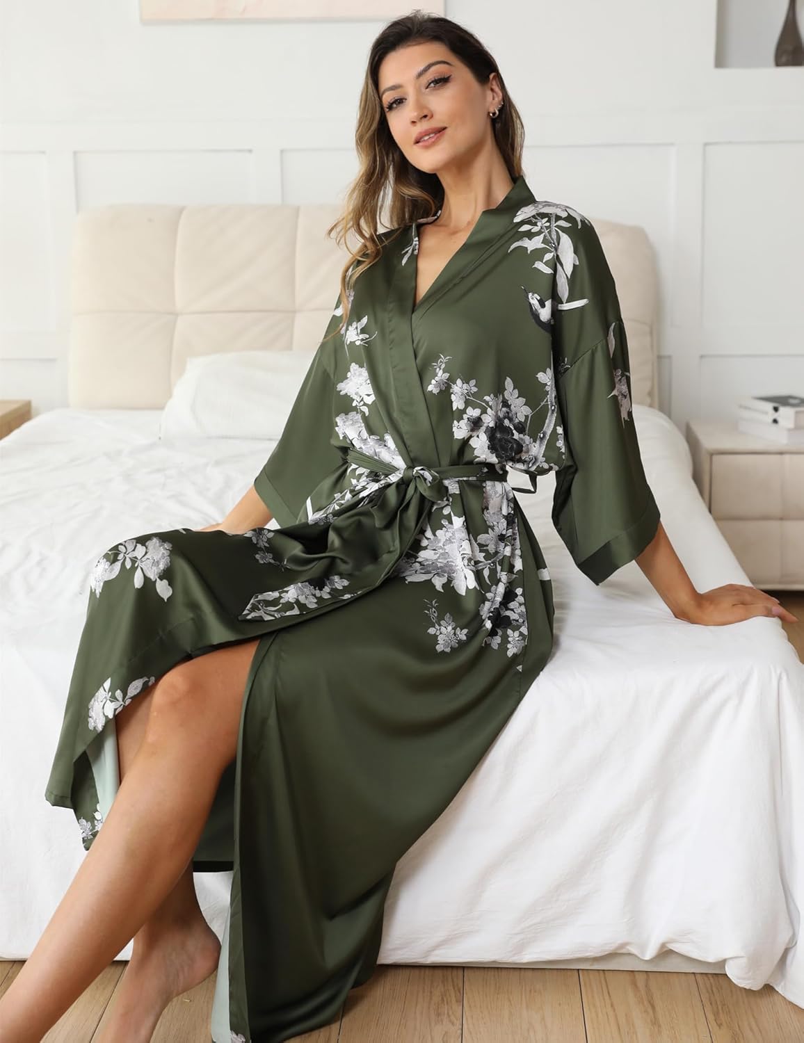 Kihnop Women's Floral Long Kimono Robe Long Satin Robe Long Silk Robe Ladies Kimonos Silky Bathrobe Cover Up, One Size - Image 3