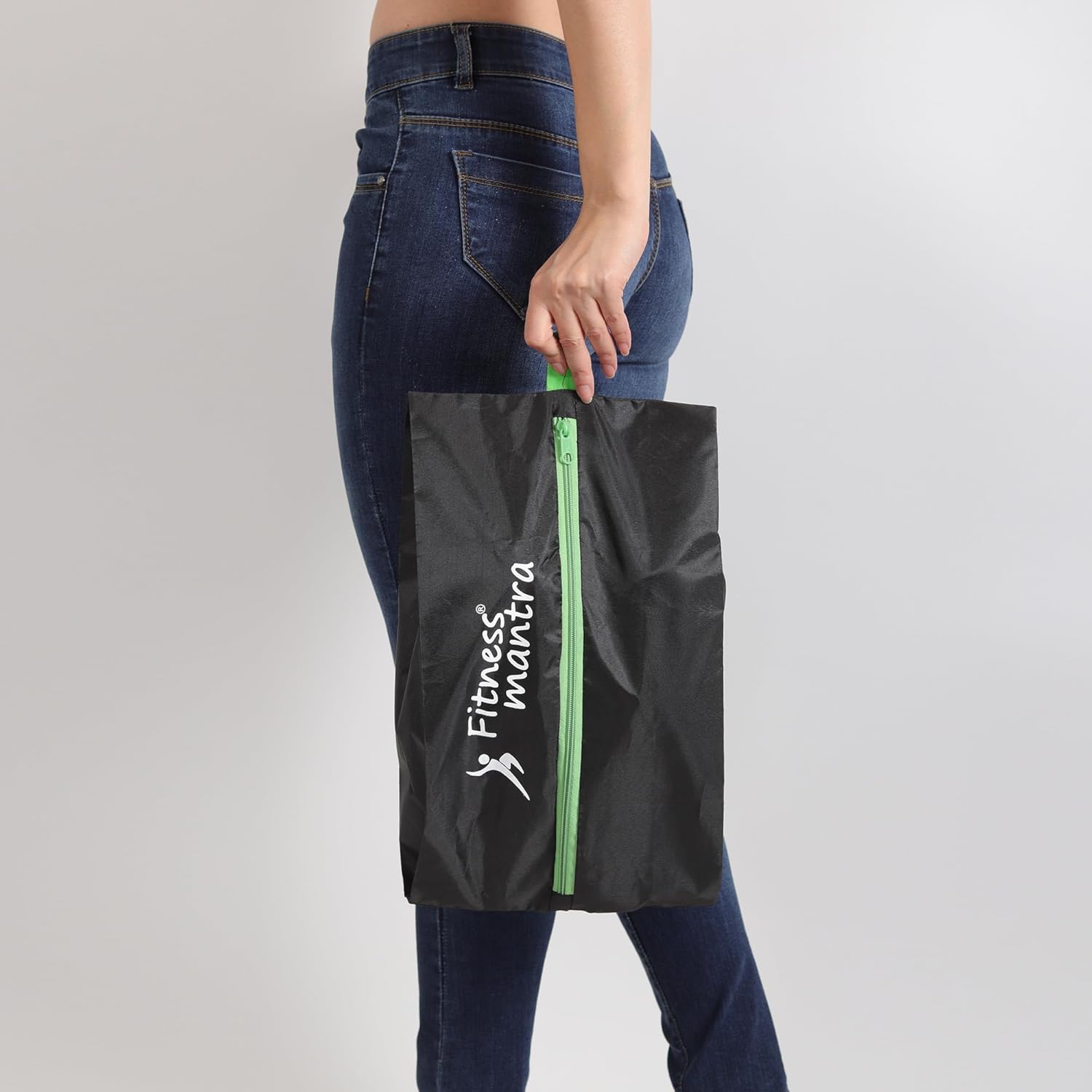 Fitness Mantra® 5 Piece Zipper Shoes Bag| Shoe Cover for Dustproof Travelling| Portable| Black + Green|