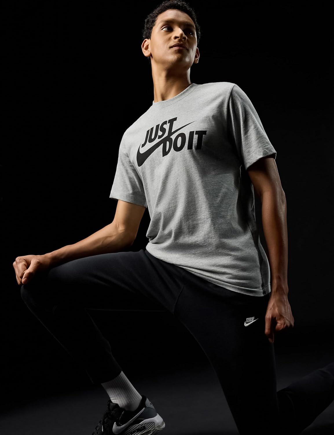 Nike Men's Just Do It Sportswear T-Shirt - Main Image