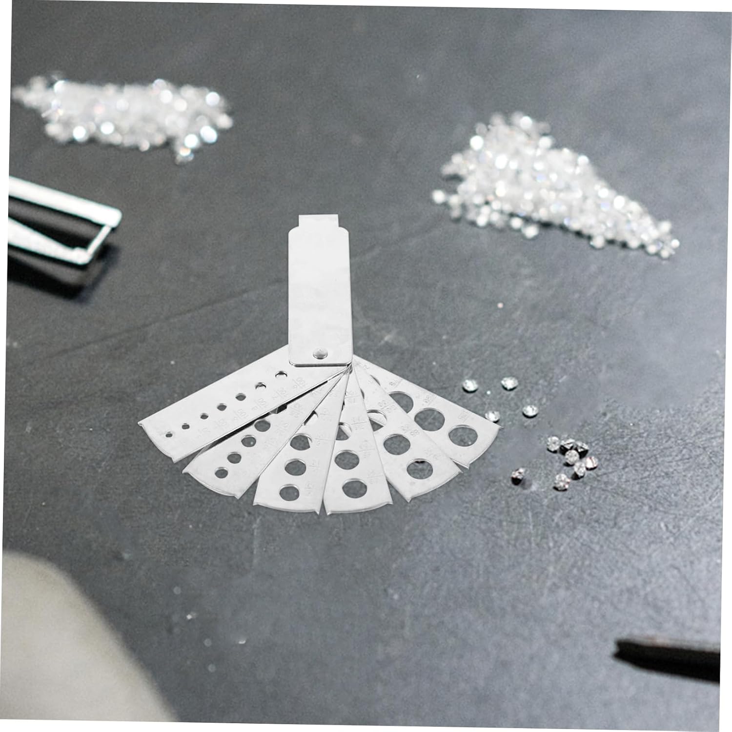 Portable Gemologist Gem Sizer for Precise Stone Measurements