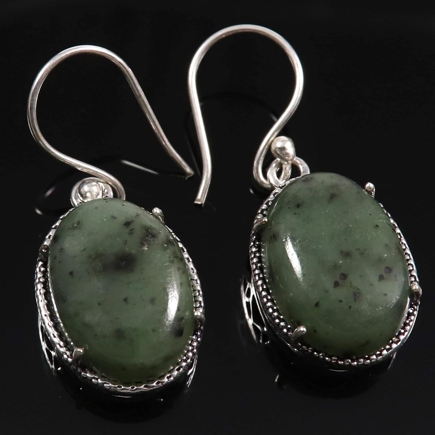 Green Jade Gemstone 925 Sterling Silver Drop Dangle Earring Handmade Jewelry ISE16J
