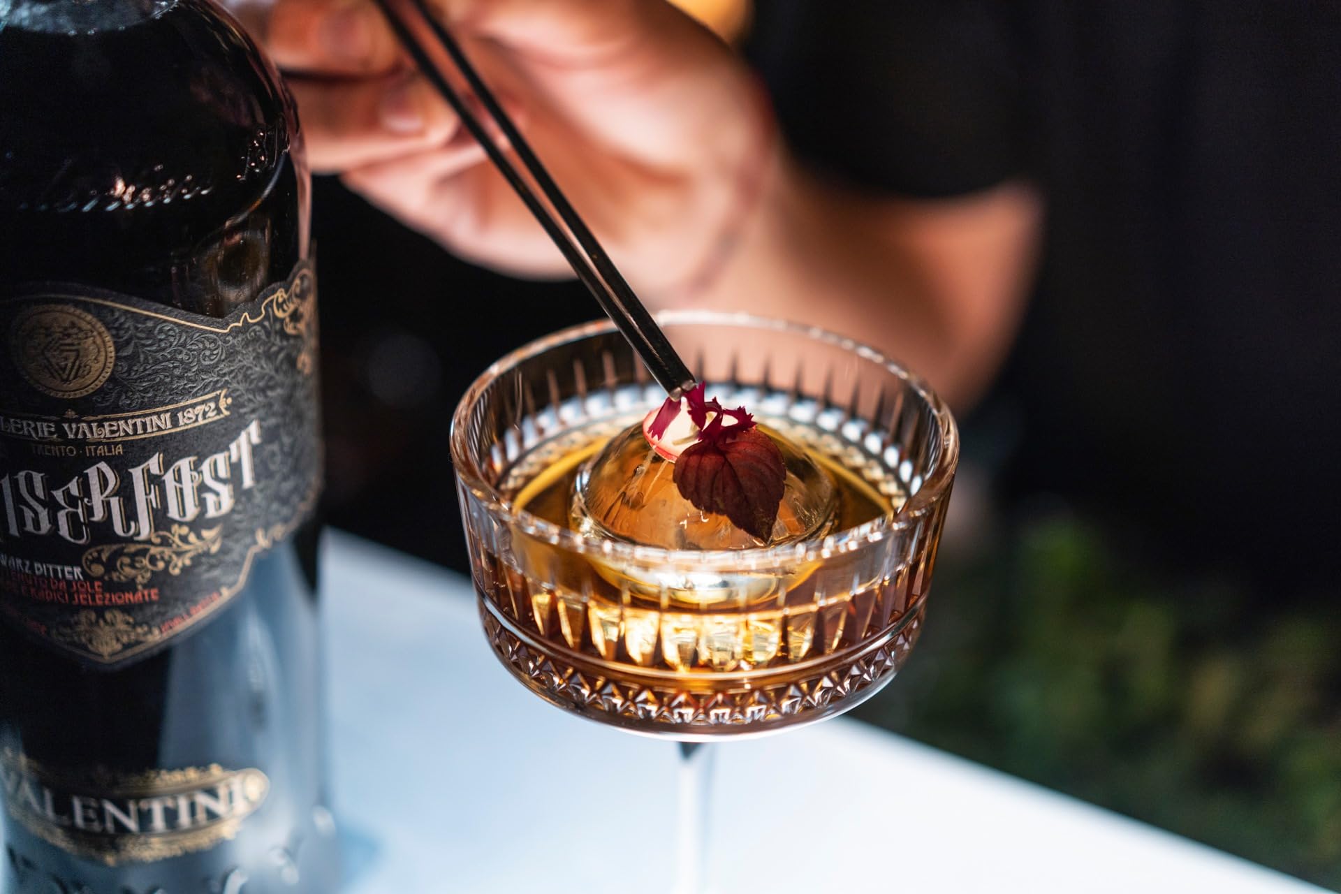 Amaro Kaiserfost, Liquore Alpino Premium alle Erbe, Digestivo Artigianale Italiano