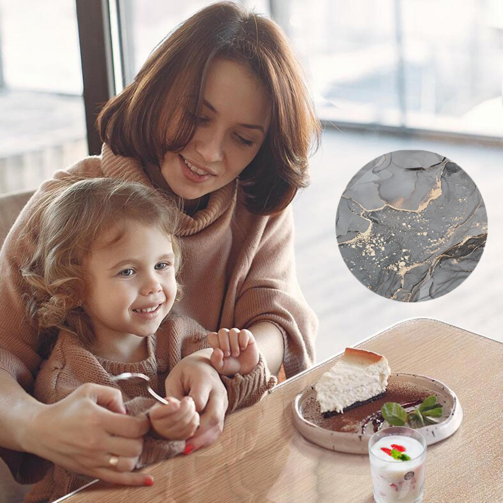 Amazon｜テーブルクロス フェイクレザーラウンド、テーブル