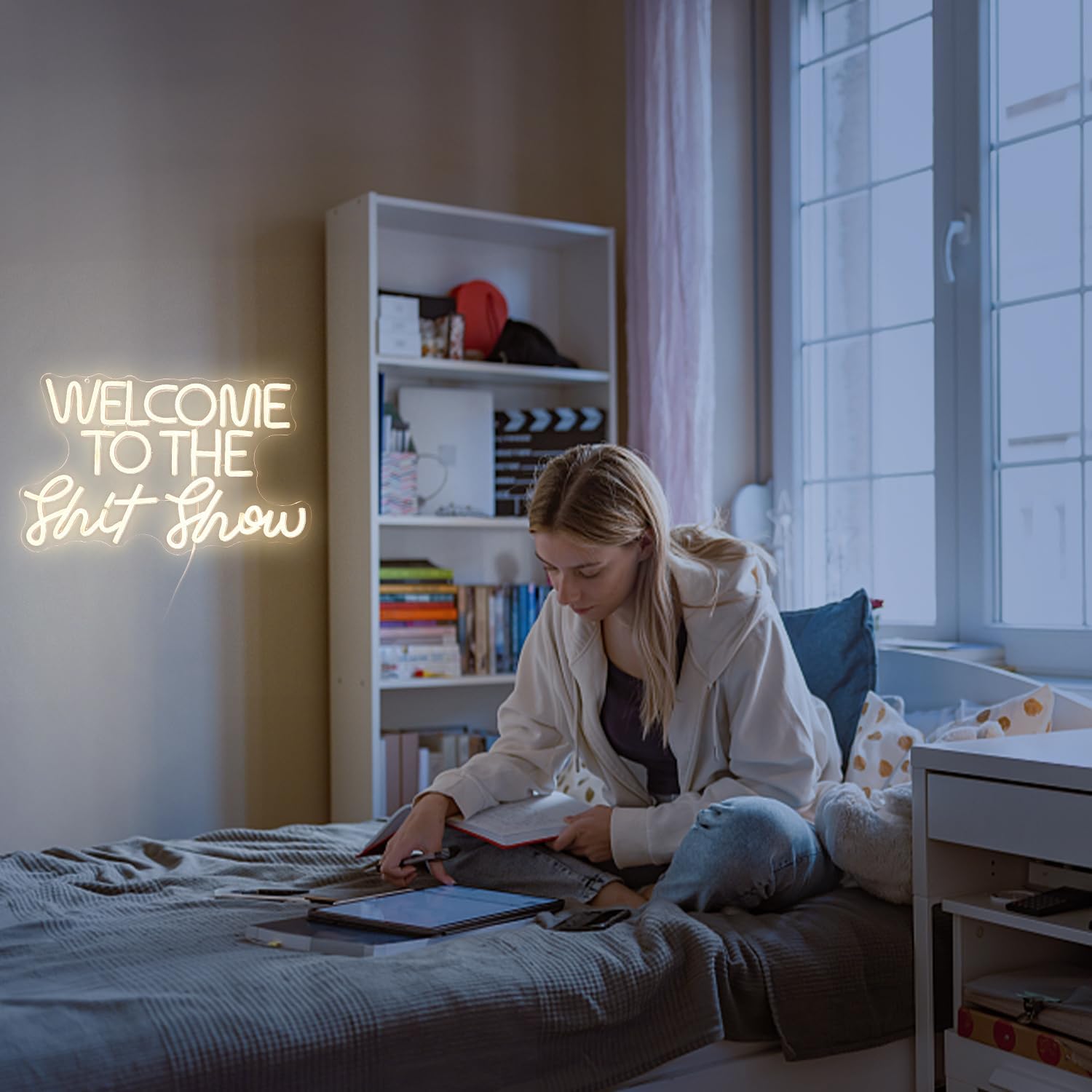 Welcome To The Show Neon Sign Letter LED Funny Neon Lights Dimmable USB Powered 16.5’’X11’’Cool Wall Light Sign for Bedroom Club Birthday Party Bar Decoration Gifts for Friend（Warm White）