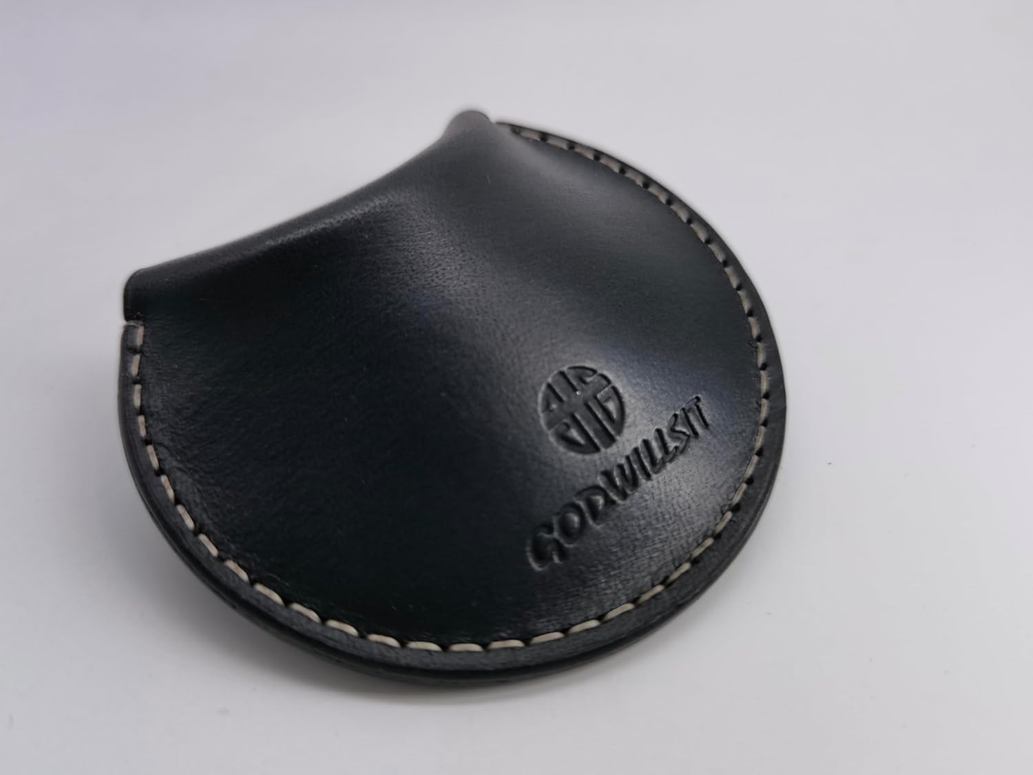 GODWILLSIT Genuine Leather Jewelry Pouch, Handcrafted Vegetable-Tanned Leather Shield Case for Cross Necklace and Valuables, 9cm Compact Handmade Storage Bag