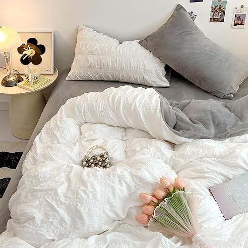 Miniatura 3 de Beyeutao Juego de funda de edredón de sirsaca de terciopelo, tamaño King, funda de edredón de sirsaca blanca y gris, juego de ropa de cama de