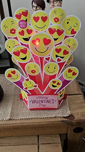 Hallmark Biglietto Pop-Up Musicale Per San Valentino – Paper Wonder Emoji – Con Luci E Canzone 'You Make My Dreams' – 22,7x15,9 Cm