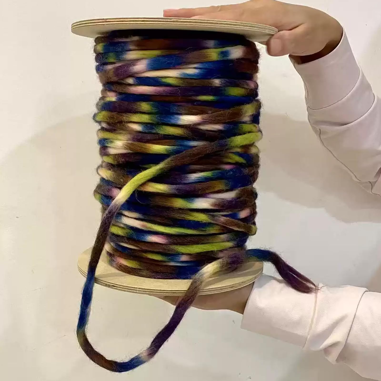 Elektryczna przędzarka do przędzy, nawijarka kulowa z przełącznikiem nożnym, regulowana prędkość, duża pojemność, 1500 g na sznurek, do tkania przędzy, skręcania wełny, rowingu mieszanego