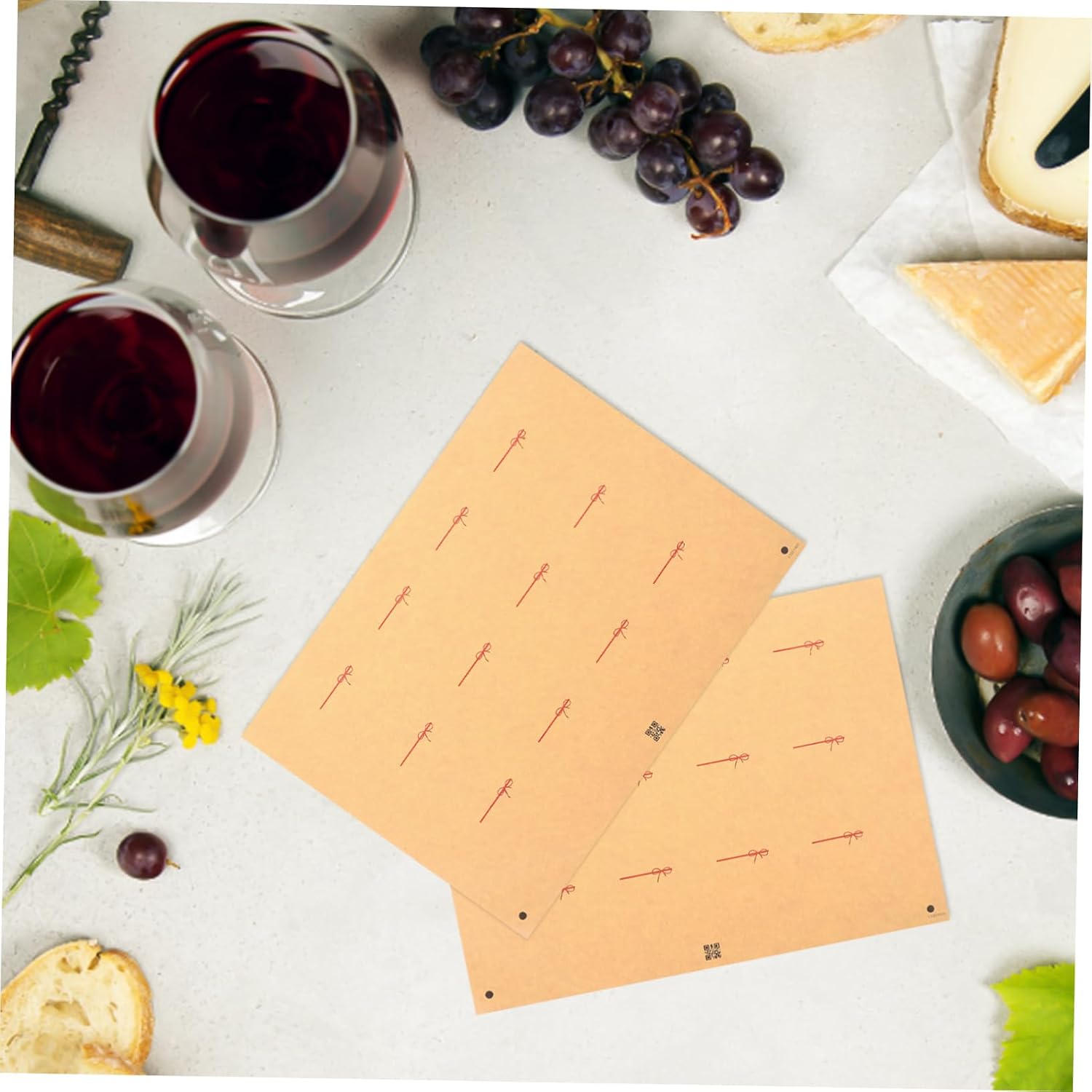 Blank Kraft Wine Label Stickers Writable Adhesive Labels for Wine Bottles Decorations for Weddings Engagements and Parties of Kraft Paper Stickers