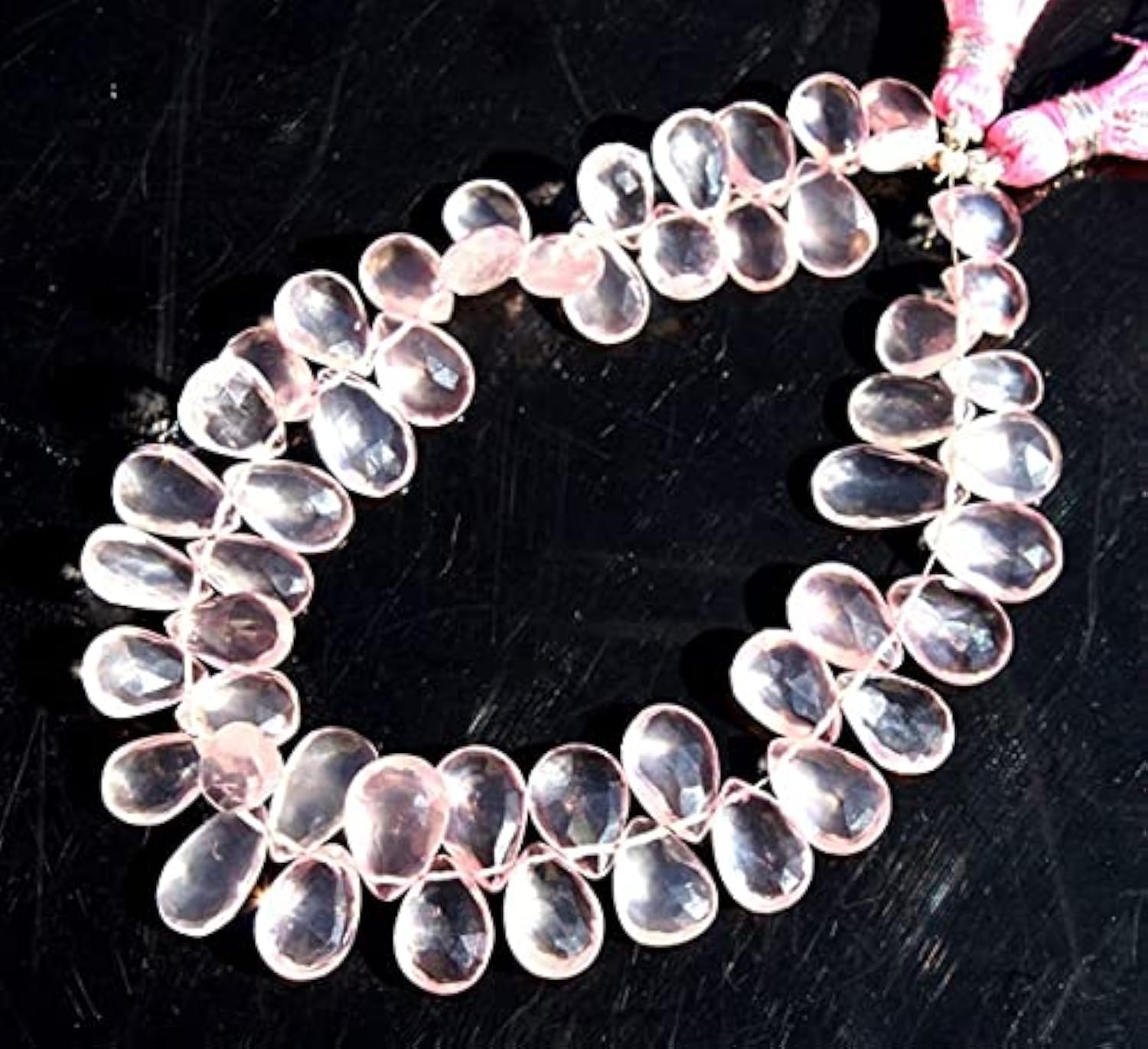 Quartz rose facetté en poire de 12mm pour sublimer l'éclat de vos bijoux