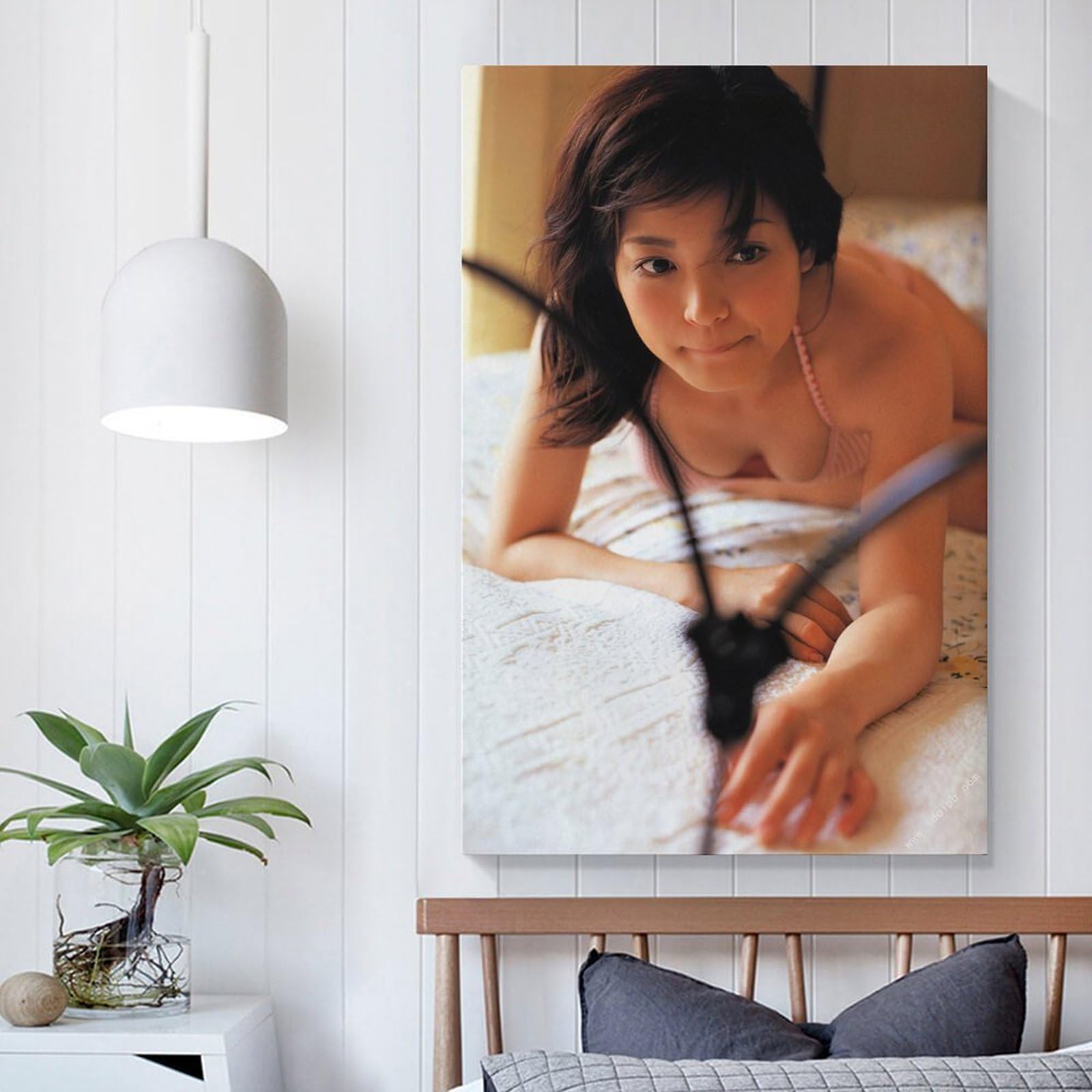 Amazon.co.jp: 国仲涼子グラビア水着画画像集女優・歌手・アイドル74