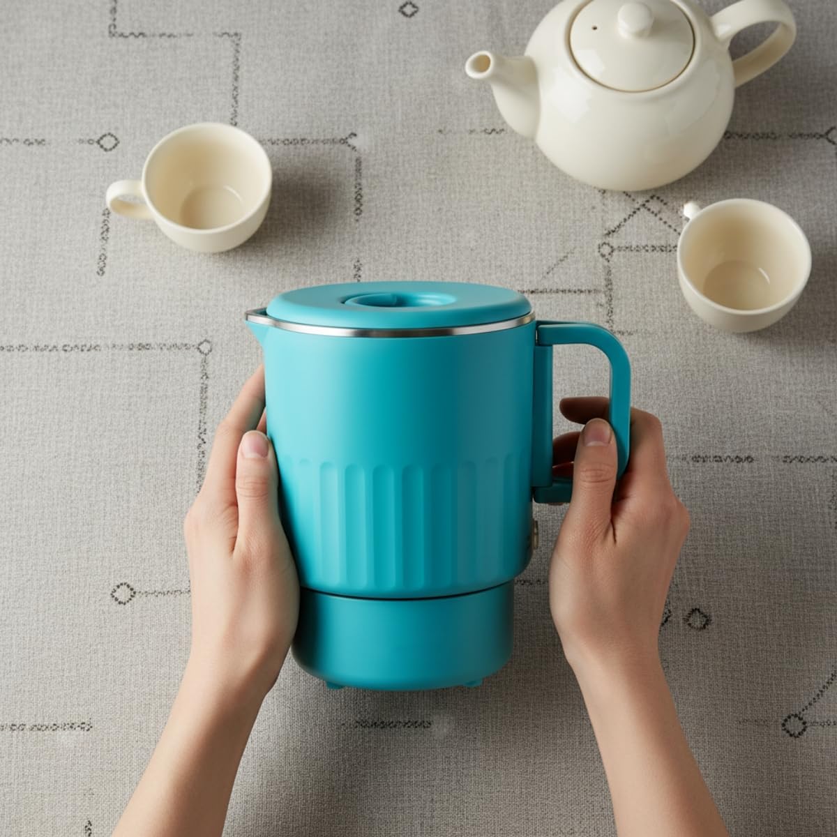 0.8L Small Foldable Electric Kettle Collapsible Travel Tea Pot