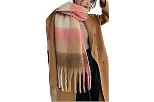 Luxurious Pink Blanket Scarf: The Epitome of Warmth and Style