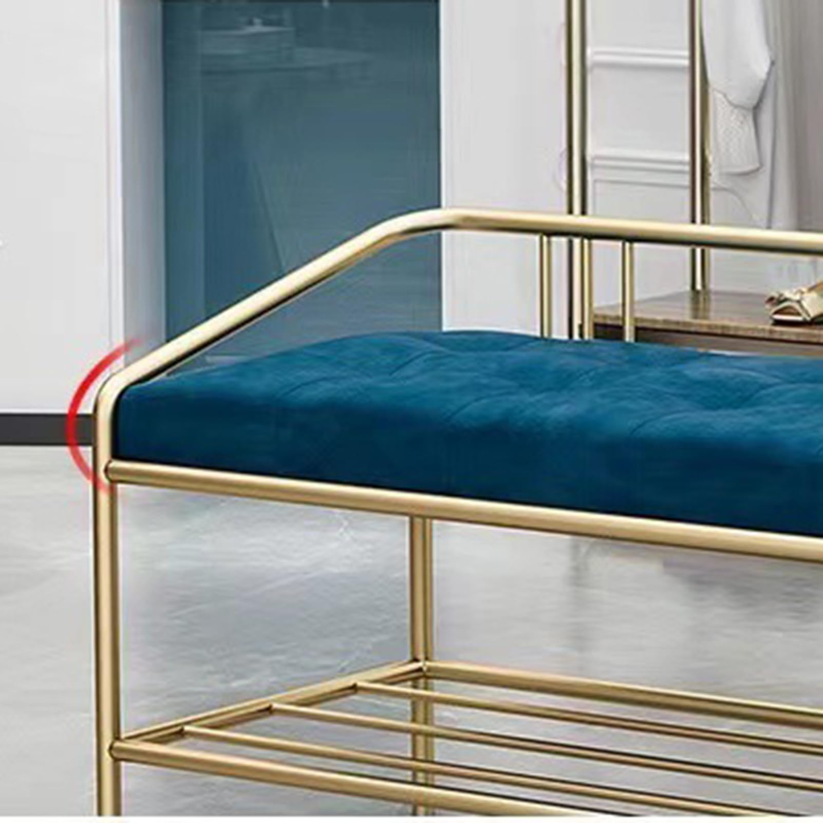 Banc à chaussures d'entrée en bois massif idéal pour un couloir ordonné