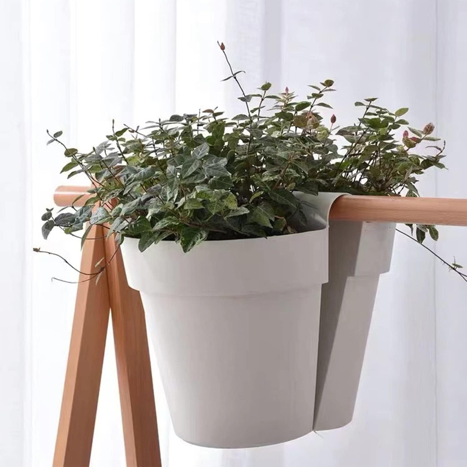 Dwustronna wisząca doniczka na poręczy, 13x10 cali, doniczka na poręczy z otworami drenażowymi, plastikowa doniczka na taras i balkon, na zewnątrz, na ogrodzenie i balkon(White)
