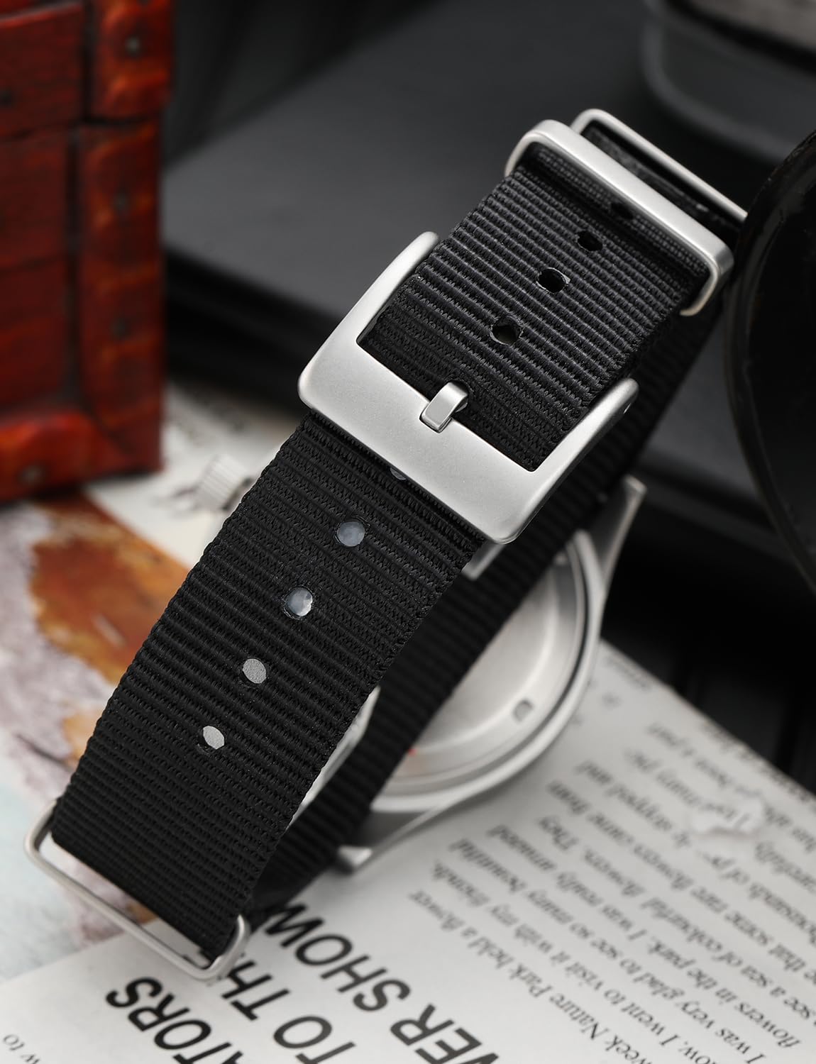 Tactical Frog Militado D12 VD78 - Orologio militare al quarzo da uomo, vetro zaffiro C3, super luminoso, quadrante da 36 mm, impermeabile fino a 100 m