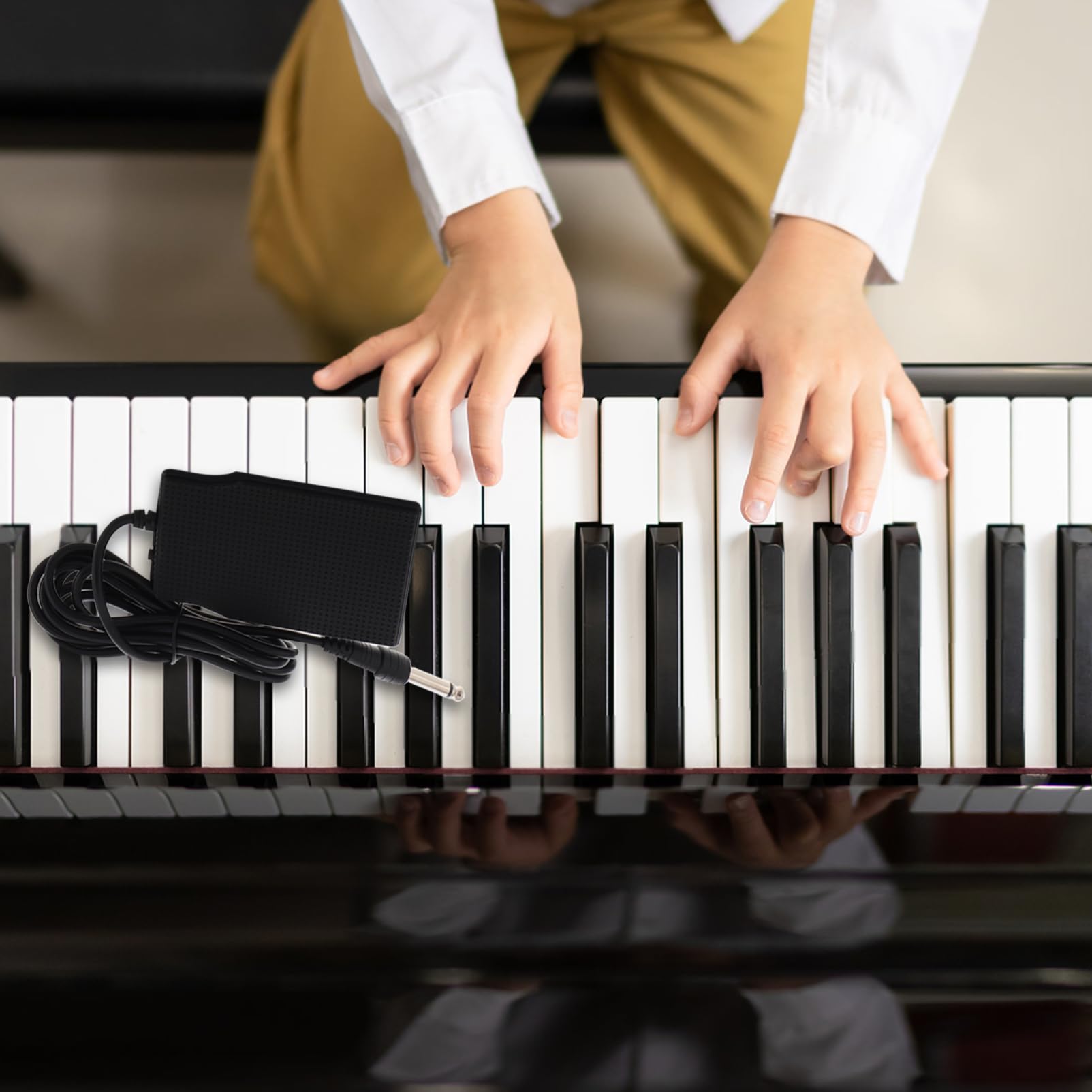 Pedal de Sustain para Piano Digital y Eléctrico Negro
