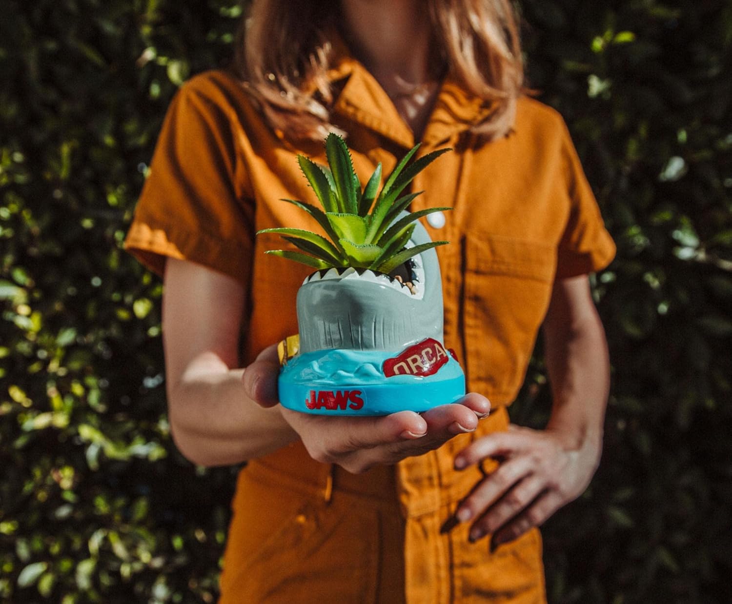 Silver Buffalo Jaws Shark 4-Inch Ceramic Mini Planter with Artificial Succulent | Cute Flower Pot, Faux Indoor Plants