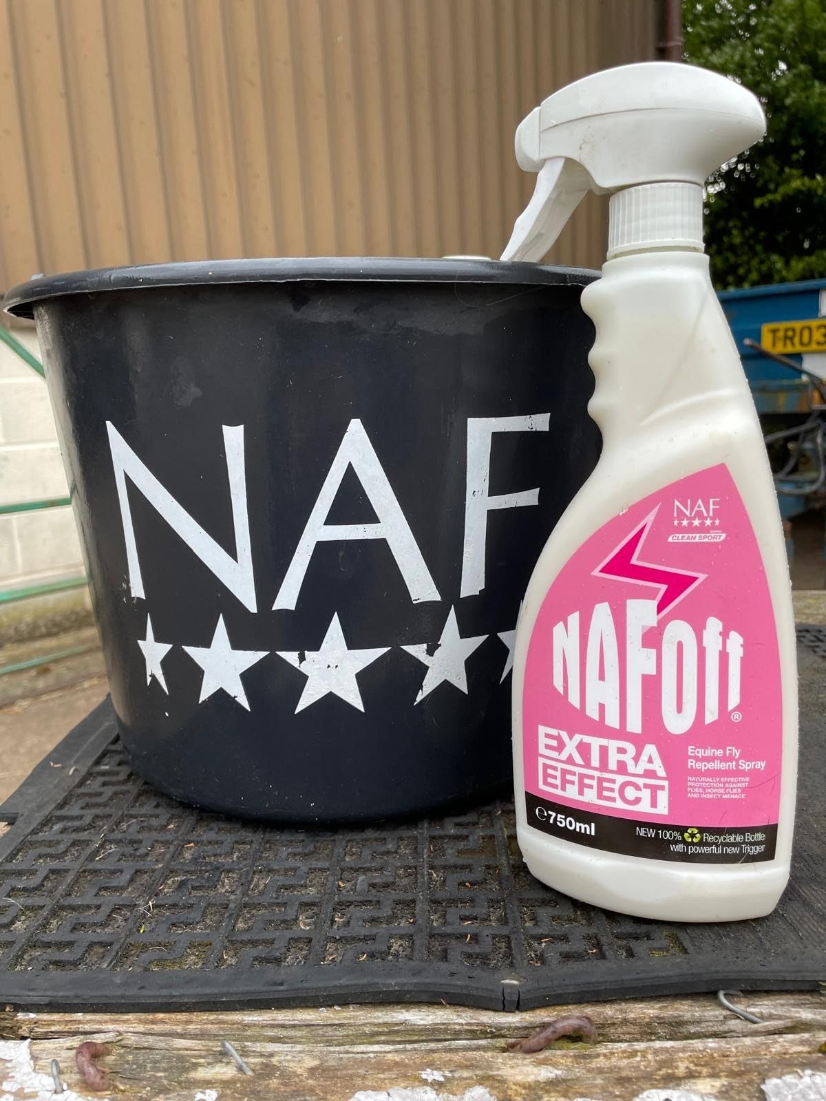 NAF Off Extra Effect Fly Spray 750ml – Natural Insect Repellent for Horses – Citronella-Based Protection Against Flies, Midges & Biting Insects – Ideal for Summer Use — view 3