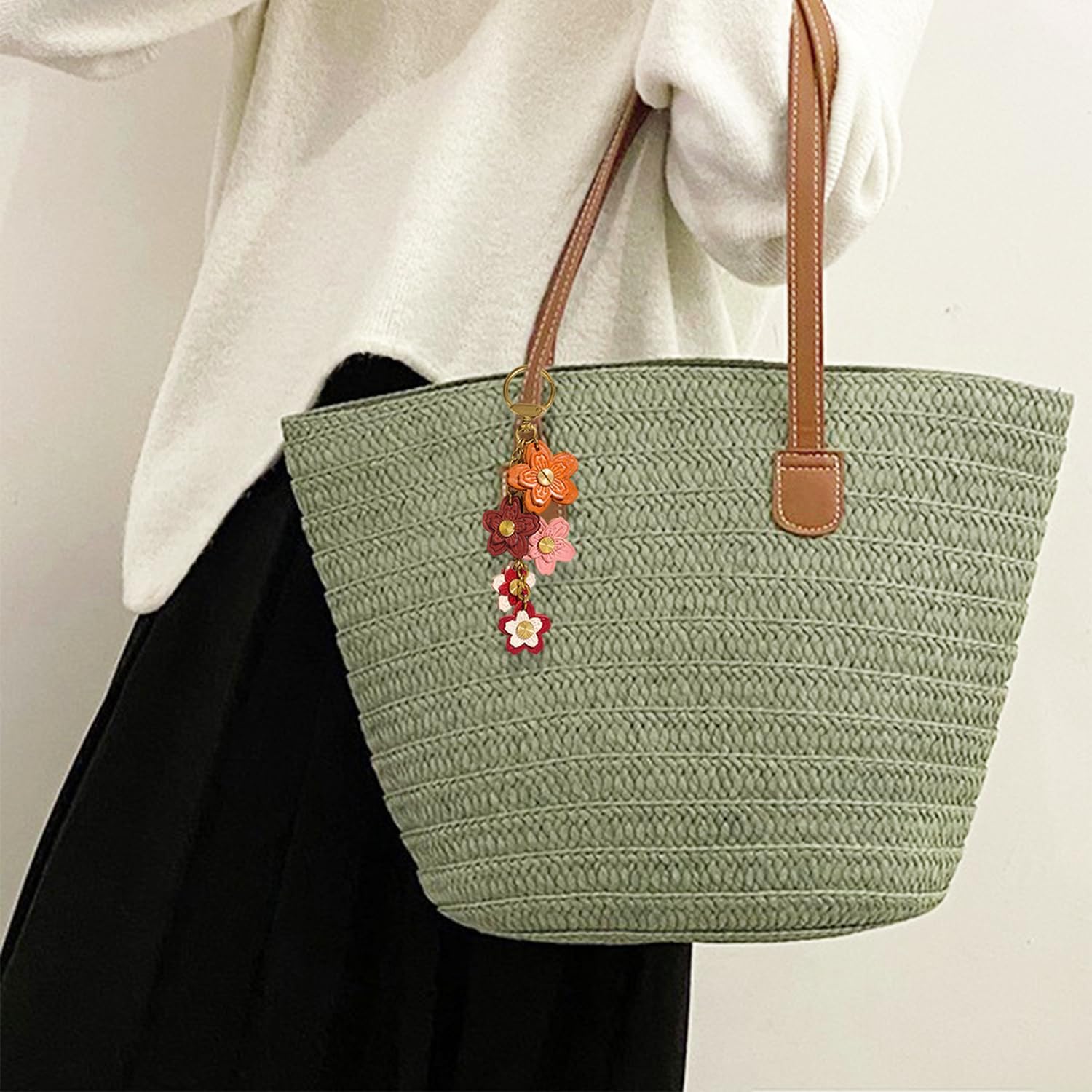 Handmade Genuine Leather Flower Keychain-Leather Flower Keychains Boho Accessories for Women Purse Pendant Charms - Image 4