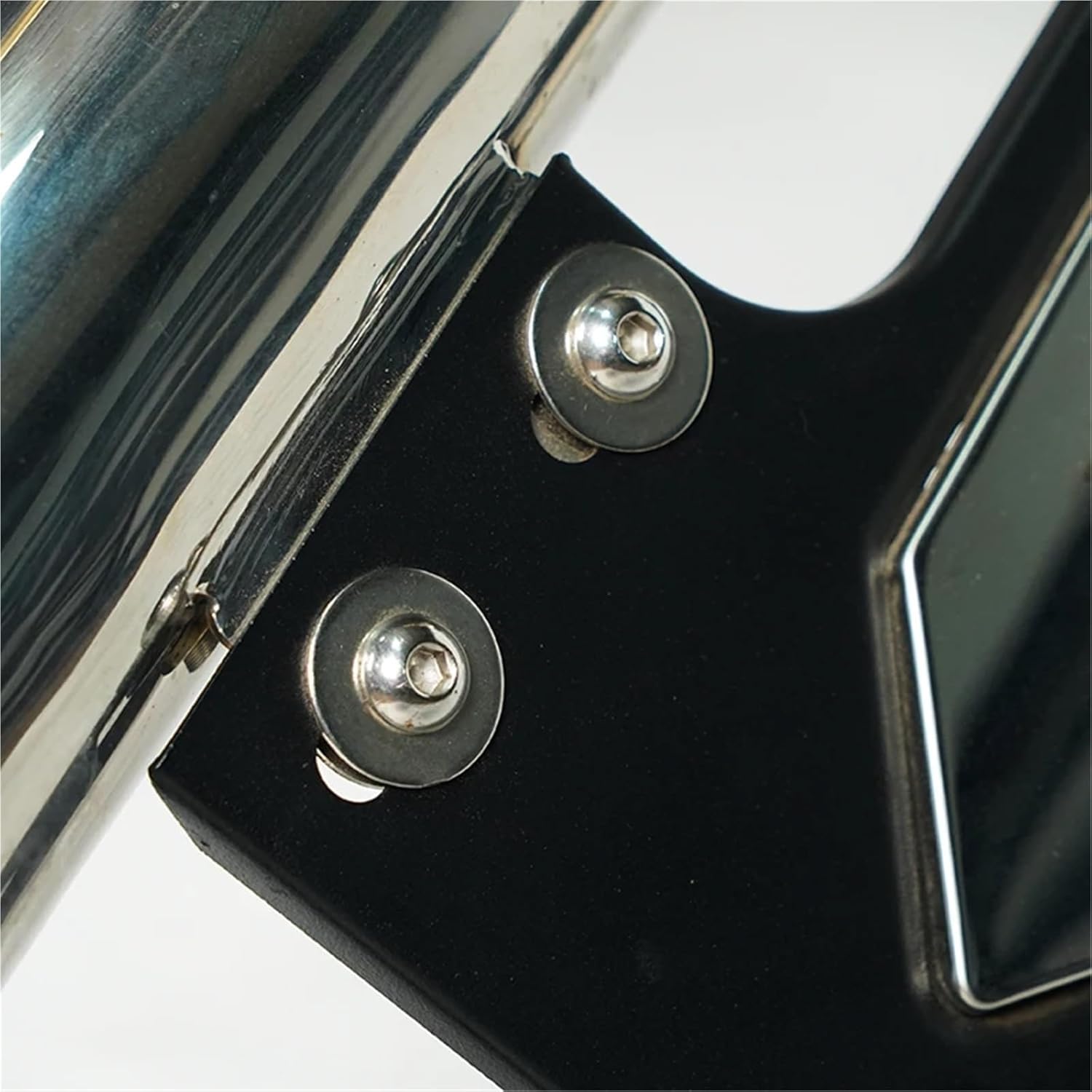 Stainless Steel 201 Roll Bar with LED Light Side Universal Roll Bar Compatible for Isuzu D-Max