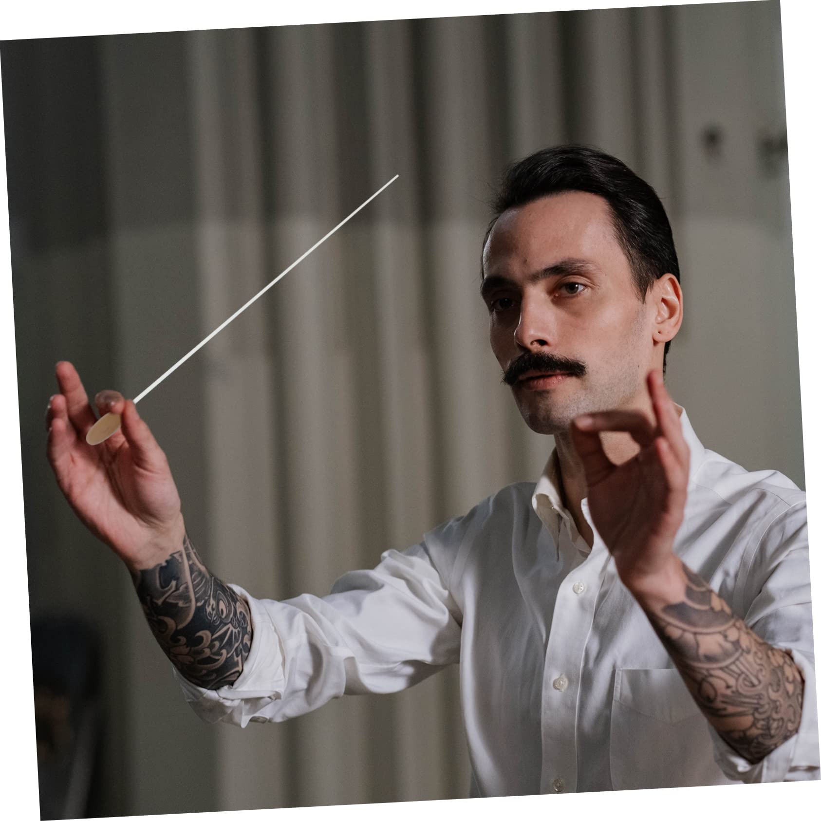 HEMOTON Pear Wood Music Fine Craftsmanship for Concert Conductors and Show Performances