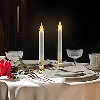 Vista 3 de FURORA LIGHTING Velas LED cónicas blancas con soportes dorados, paquete de 2 con temporizador de 5/19, elegante brillo sin llama para decoración
