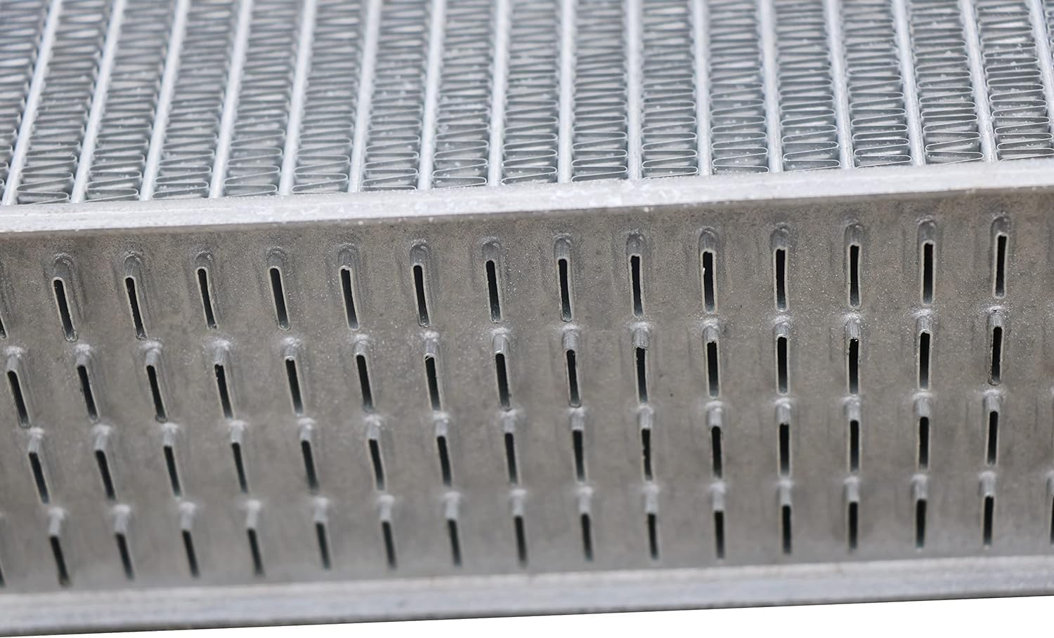 Upgrade 4 Row Core Full Aluminum CC7072B EC7072 Radiator Compatible with 1970-1972 Dodge Dart & 1971 1972 Plymouth Duster/Valiant 5.2L 5.6L 5.9L V8