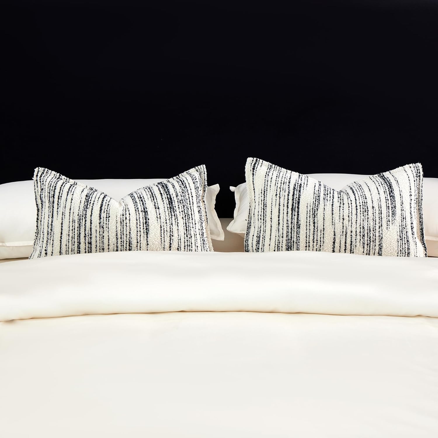 THE-TINOART White & Black Boucle Jacquard Lumbar Pillow Cover - Modern Geometric Pattern for Sofa and Bed, Luxury Woven Textured Pillow Case, 12x20 Inches