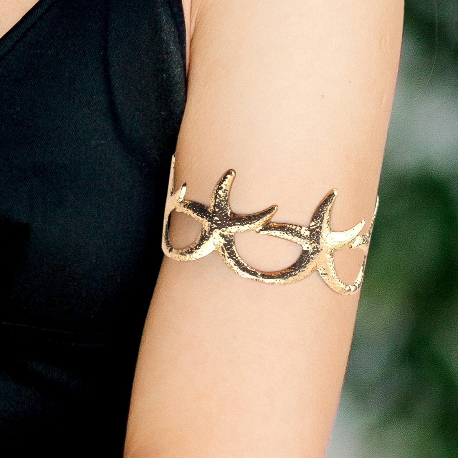 Wide Starfish Arm Cuff Bracelet for Women, Alloy Vintage Chunky Gold Open Bangle Boho Adjustable Summer Beach Jewelry Gift Sea Mermaid Style Irregular Statement Armband - Image 6
