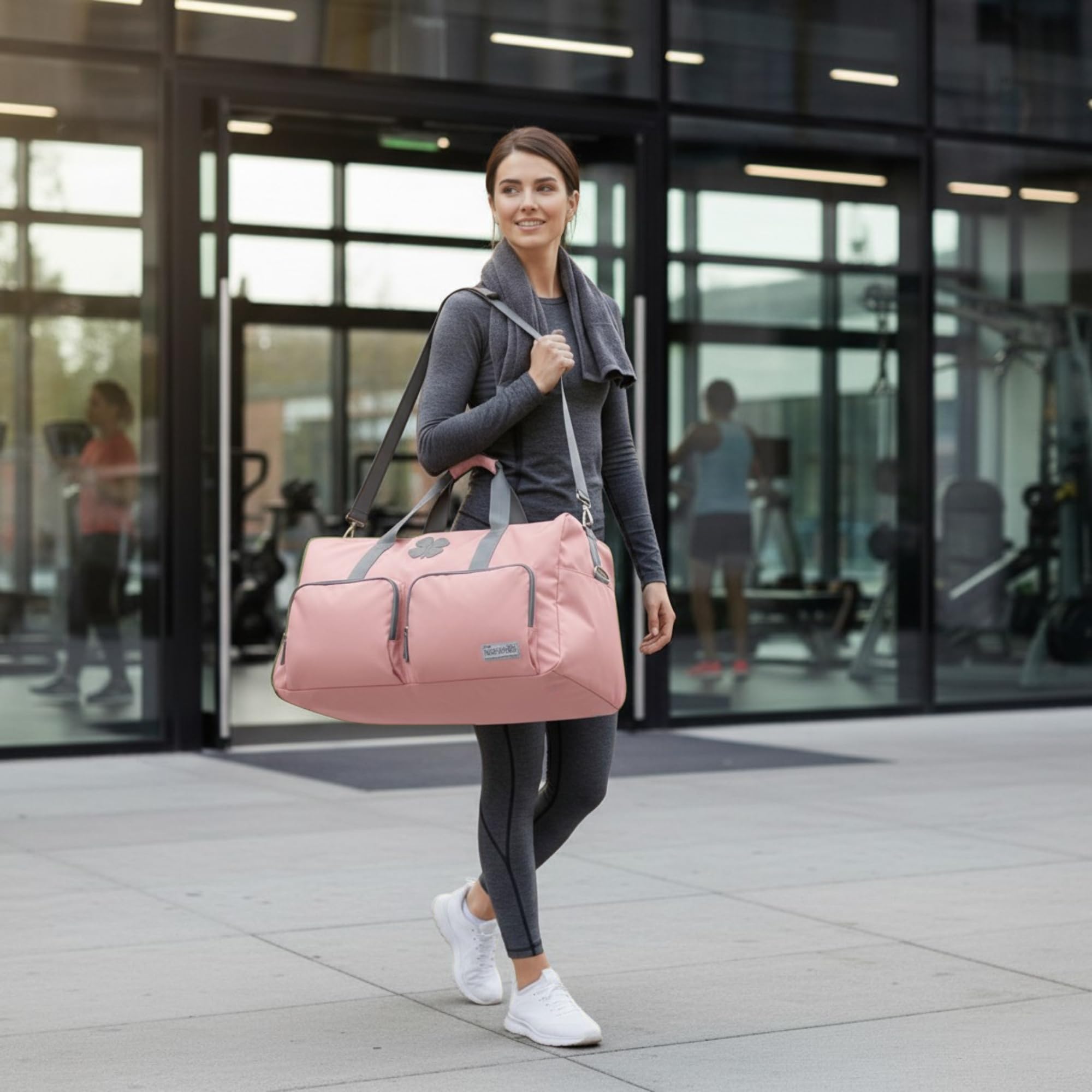 Lucky Travel Duffel Bag 65L, borsa da palestra e grande borsone da uomo, borsa pieghevole da notte per donna e uomo con tracolla regolabile, nero