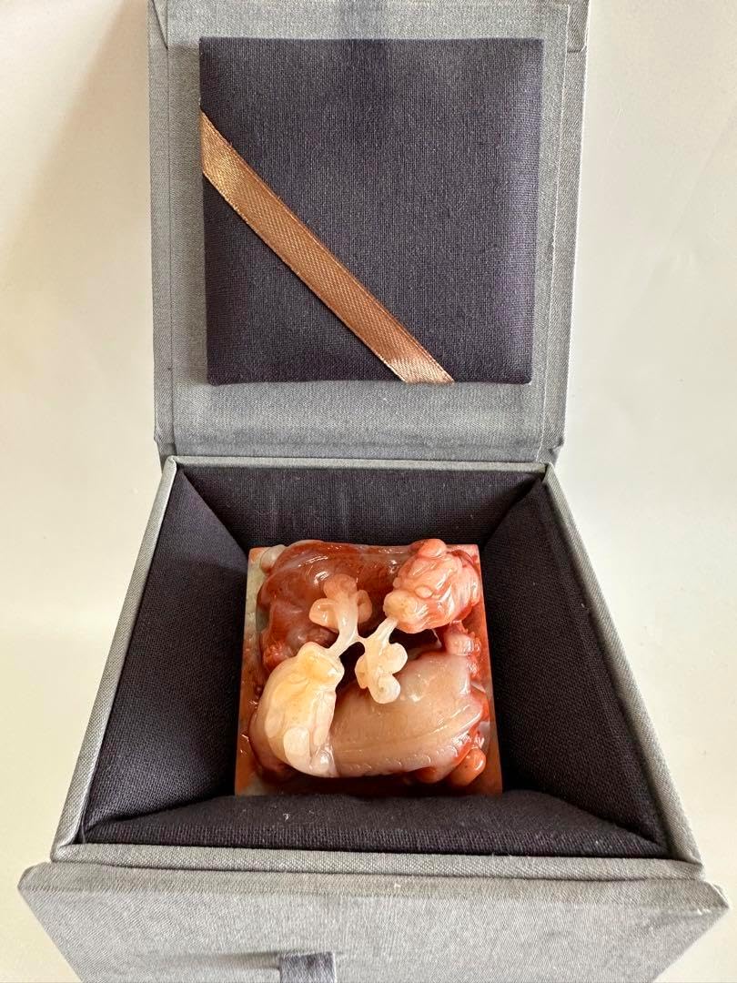 印材 書道 篆刻 鶏血石 .箱. Q ②書道用印鑑 手彫り 『鶏血石のはんこ