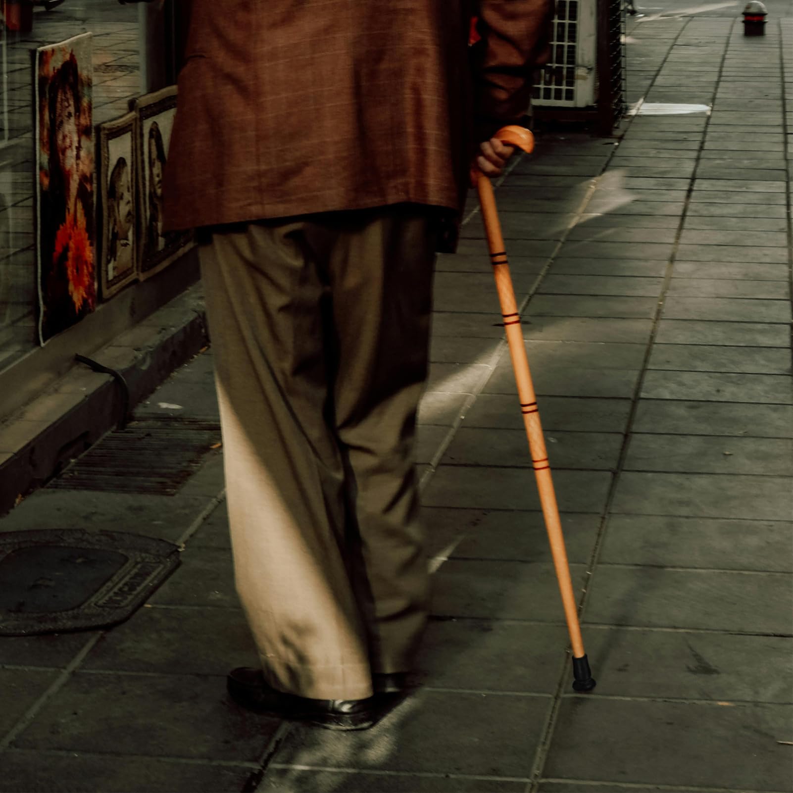 IWOWHERO 4pcs Crutch Pads Tripod Trekking Pole Tip Walking Cane Tip Hiking Stick Accessories Climbing Pole Pad Hiking Pole Tip Walking Stick Tips Climbing Cane Foot Cover Rubber Black