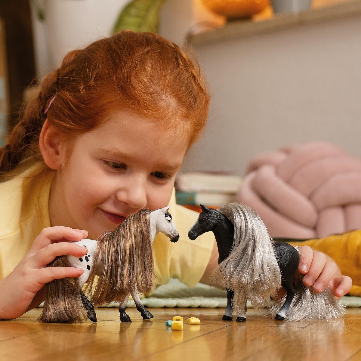 SCHLEICH 42653 Hair Beauty Horses Brown-Gold, from 4 years, HORSE CLUB Sofia's Beauties - Accessory, 2 pieces - Image 2
