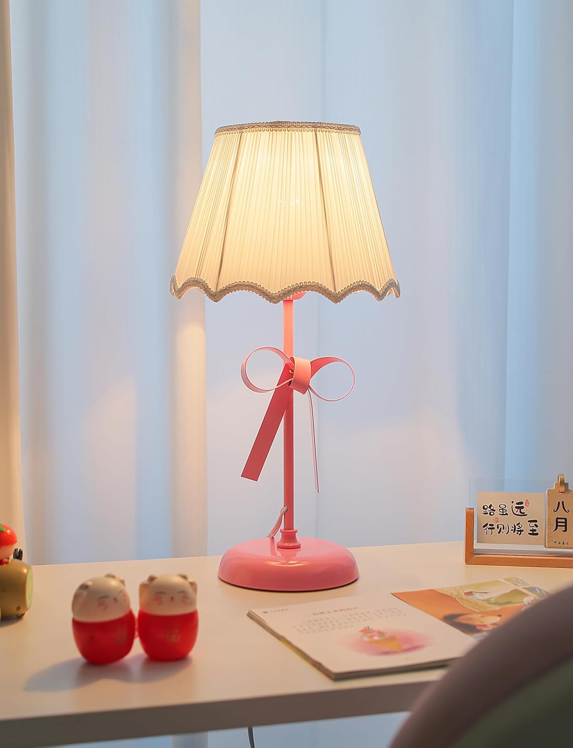 Pink Table Lamp, Cute Bow Desk Lamp with White Fabric Shade, Modern Bedside Lamp for Bedroom, Nursery, Girl's Room Decor